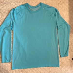 Lululemon Athletica long sleeve shirt
